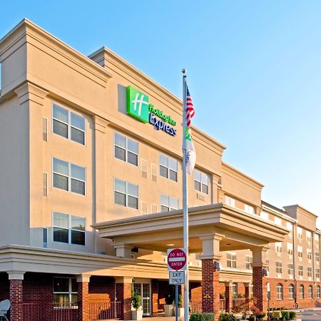 Holiday Inn Express Woodbridge By Ihg Avenel Ngoại thất bức ảnh