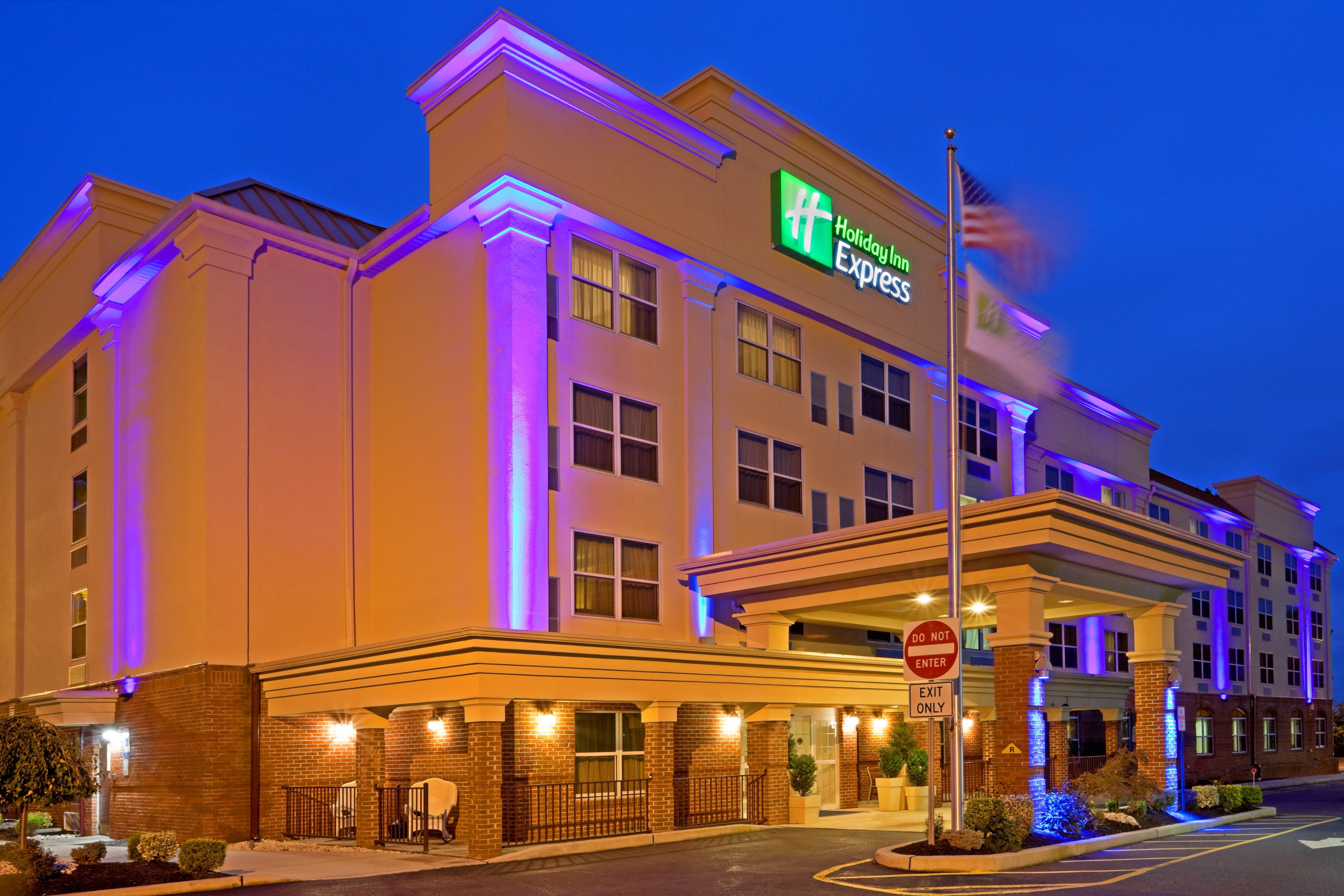 Holiday Inn Express Woodbridge By Ihg Avenel Ngoại thất bức ảnh