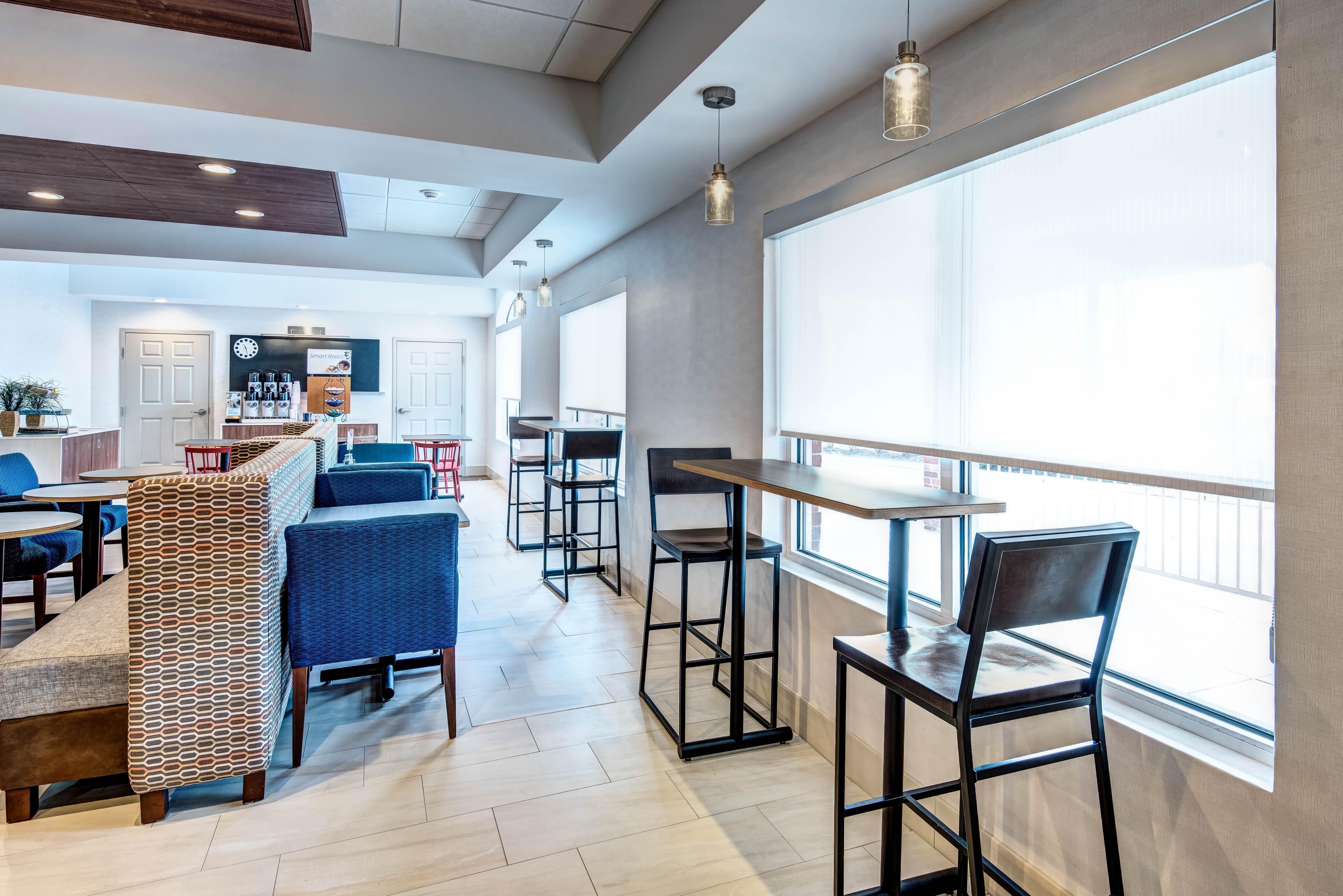 Holiday Inn Express Woodbridge By Ihg Avenel Ngoại thất bức ảnh