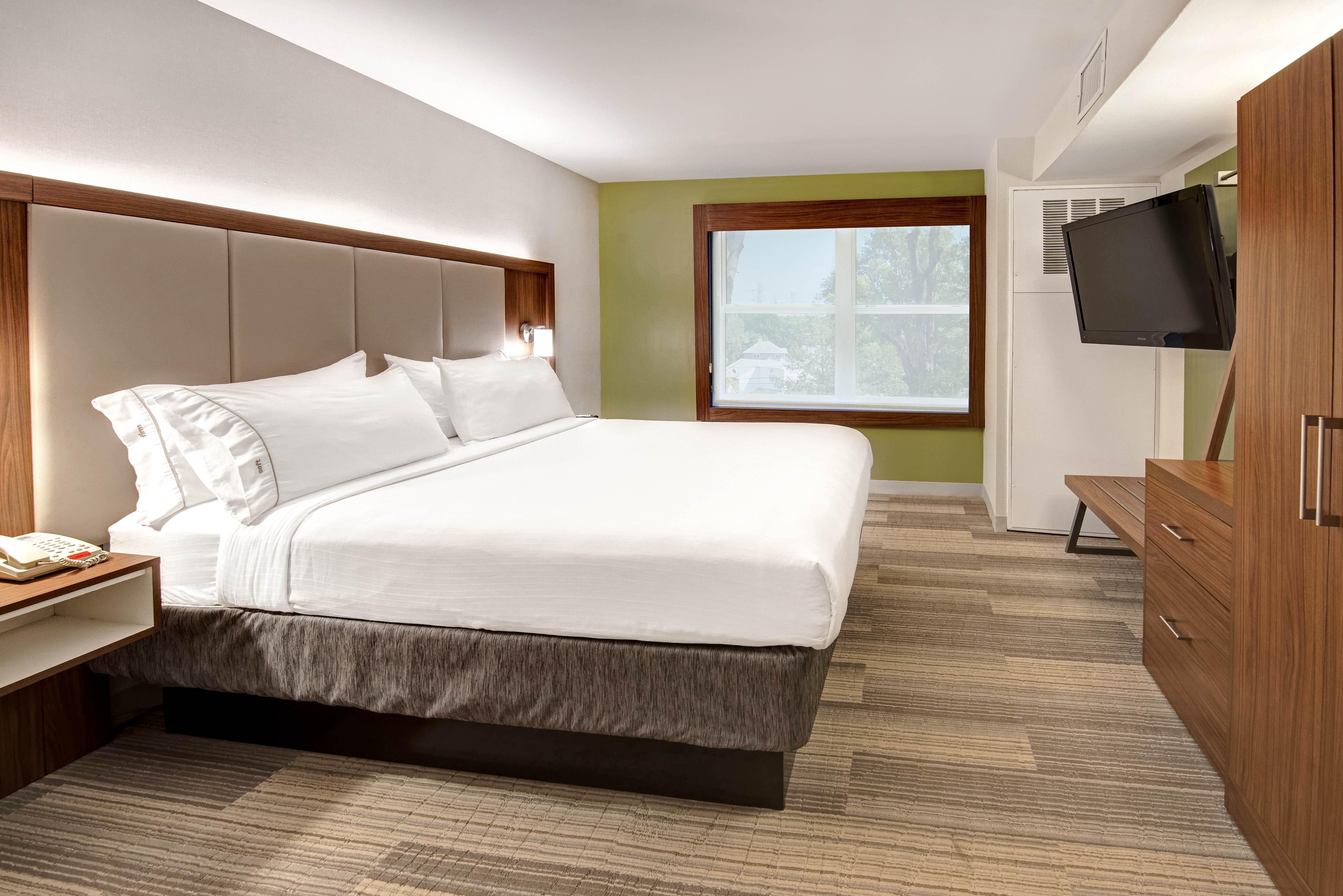 Holiday Inn Express Woodbridge By Ihg Avenel Ngoại thất bức ảnh