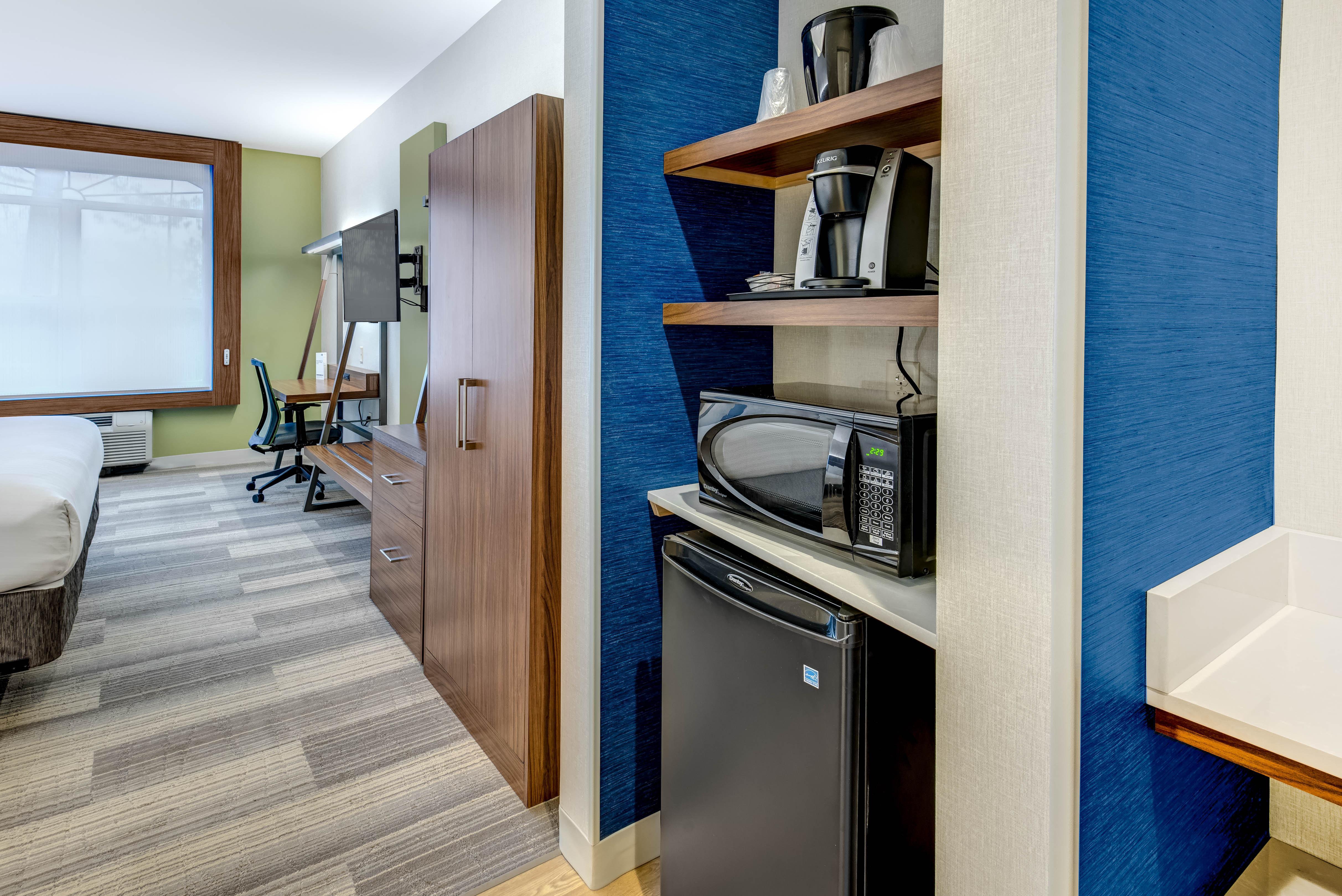Holiday Inn Express Woodbridge By Ihg Avenel Ngoại thất bức ảnh